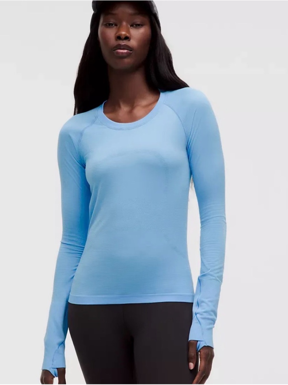 LULULEMON LONG SLEEVE SWIFLTY IN AERO BLUE SIZE 6
